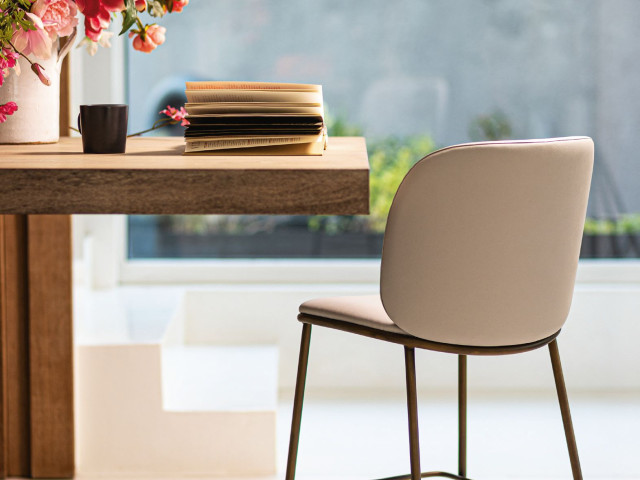 SCAUN DE BAR SINUOSA SG65